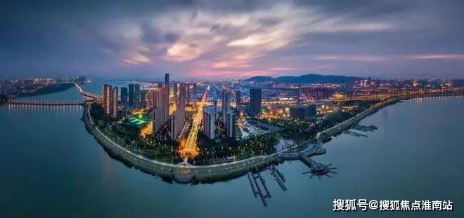 富玖著云庭价格_售楼处电话_营销中心中信泰富玖著云庭售楼处_苏州中信泰(图16)